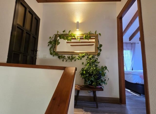 3 quarto Moradia para venda em Altea com piscina - 499 000 € (Ref: 9282421)