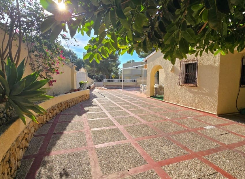 3 quarto Moradia para venda em Altea com piscina - 499 000 € (Ref: 9282421)