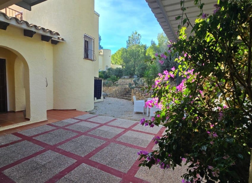 3 quarto Moradia para venda em Altea com piscina - 499 000 € (Ref: 9282421)