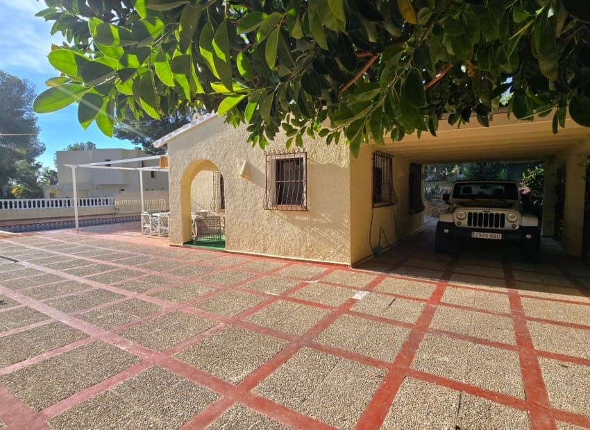 3 quarto Moradia para venda em Altea com piscina - 499 000 € (Ref: 9282421)