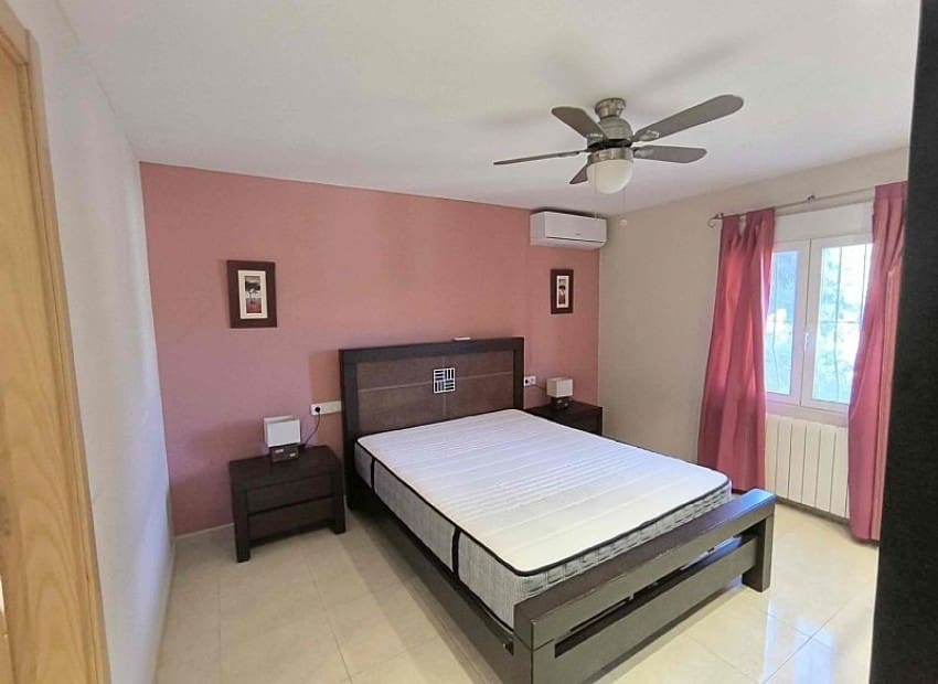 3 soverom Villa til salgs i Calpe / Calp med svømmebasseng - € 478 000 (Ref: 9289626)