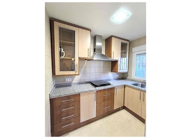 3 bedroom Villa for sale in Maryvilla, Calpe / Calp with pool - € 478,000 (Ref: 9289626)