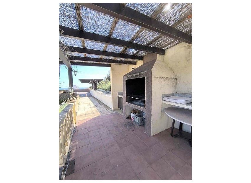 3 soverom Villa til salgs i Calpe / Calp med svømmebasseng - € 478 000 (Ref: 9289626)