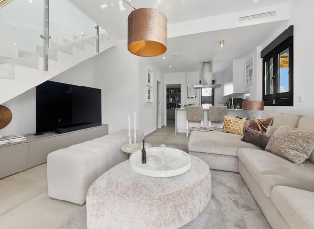 3 makuuhuone Huvila myytävänä paikassa Polop mukana uima-altaan - 379 000 € (Ref: 9294115)