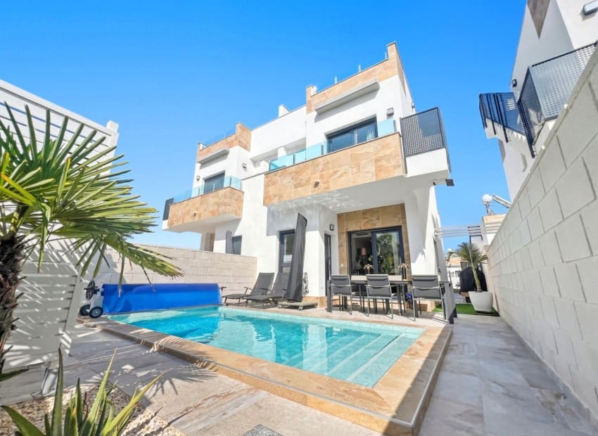 3 makuuhuone Huvila myytävänä paikassa Polop mukana uima-altaan - 379 000 € (Ref: 9294115)