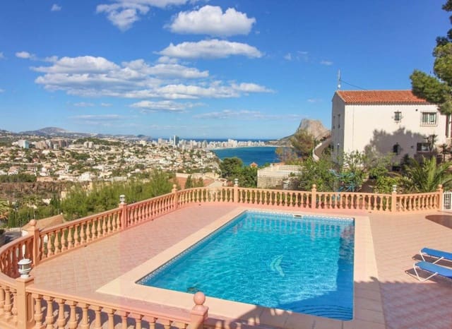 5 bedroom Villa for sale in Maryvilla, Calpe / Calp with pool - € 700,000 (Ref: 9296535)
