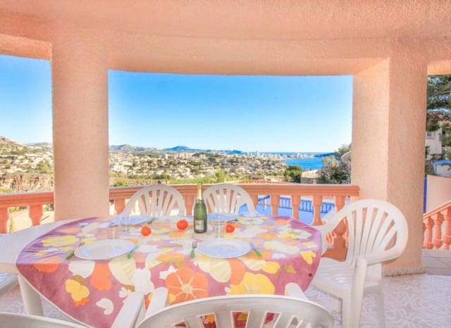 5 bedroom Villa for sale in Maryvilla, Calpe / Calp with pool - € 700,000 (Ref: 9296535)