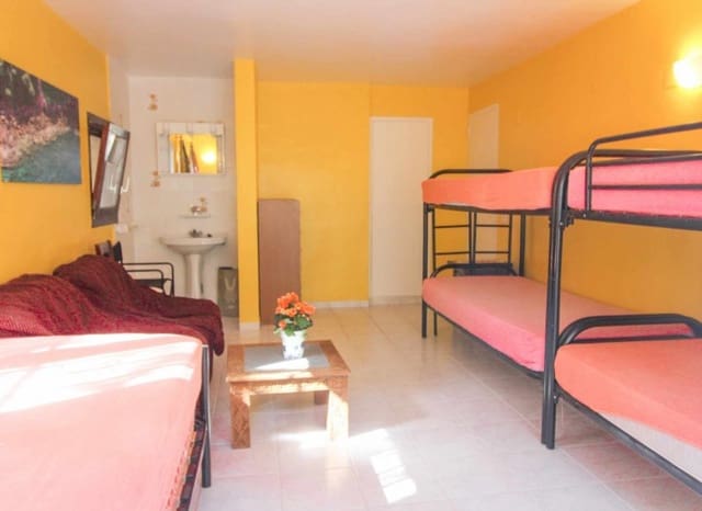 5 bedroom Villa for sale in Maryvilla, Calpe / Calp with pool - € 700,000 (Ref: 9296535)