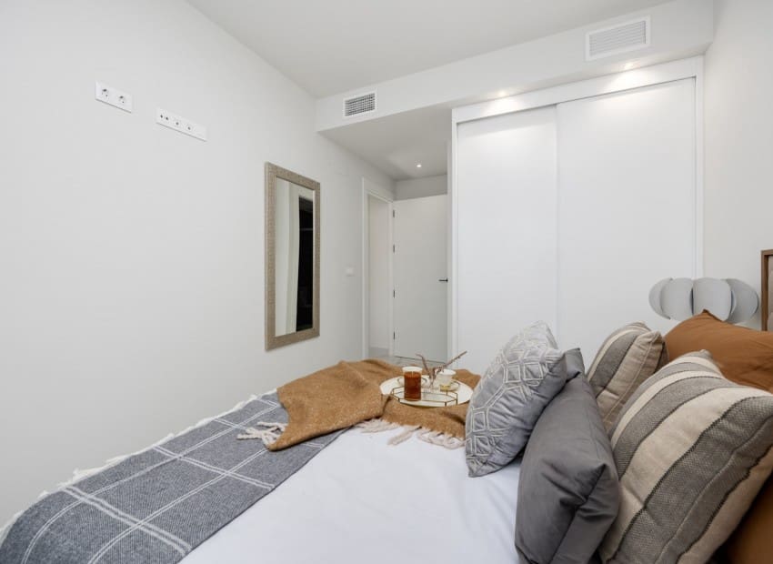 2 bedroom Apartment for sale in San Miguel de Salinas with pool garage - € 219,000 (Ref: 9297853)