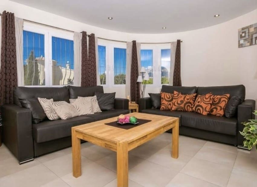 6 makuuhuone Huvila myytävänä paikassa Benissa mukana uima-altaan - 645 000 € (Ref: 9299015)