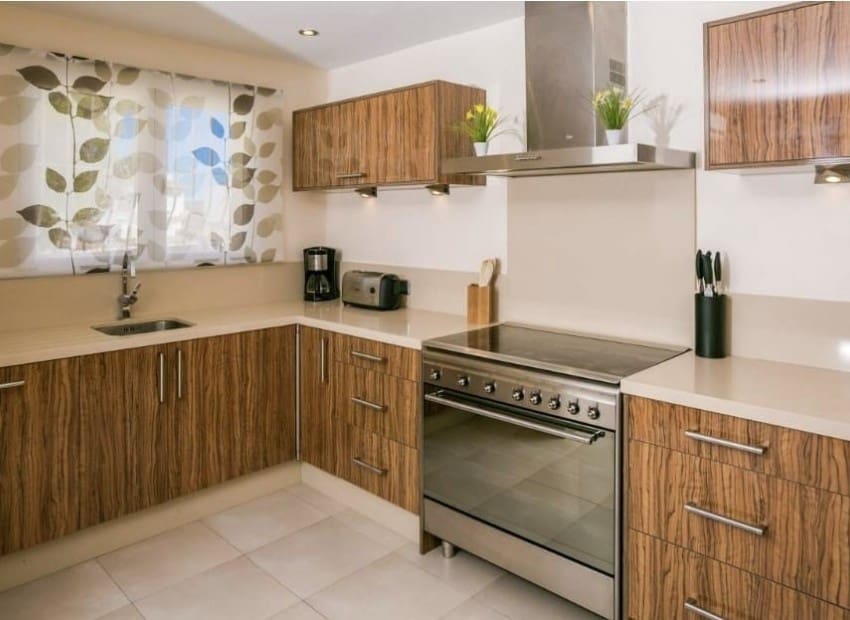 6 makuuhuone Huvila myytävänä paikassa Benissa mukana uima-altaan - 645 000 € (Ref: 9299015)