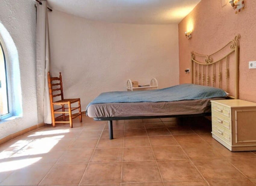 4 quarto Moradia para venda em Cumbre del Sol com piscina - 619 000 € (Ref: 9303807)