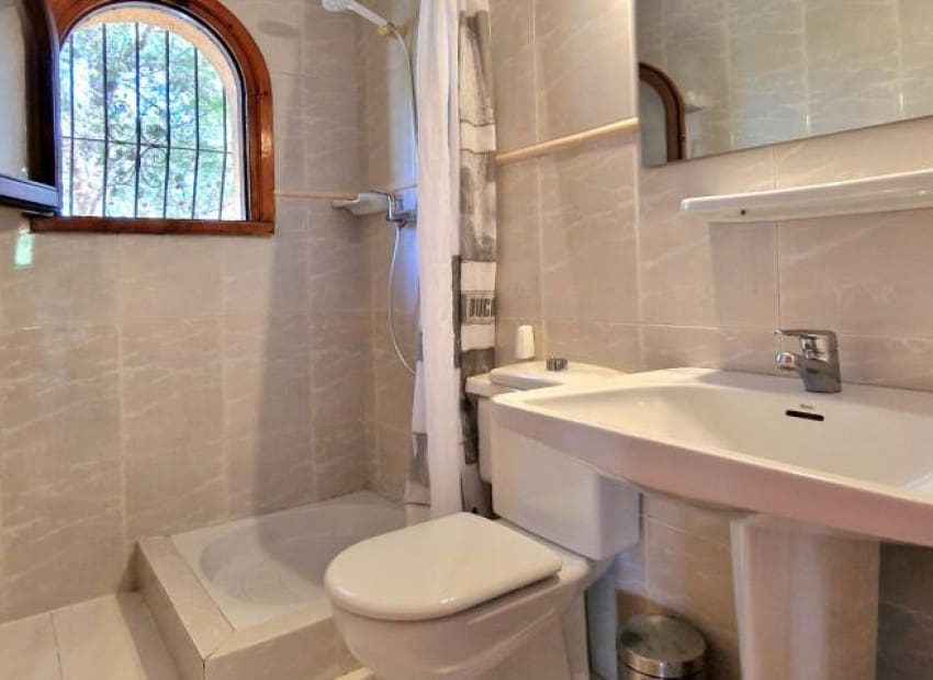 4 quarto Moradia para venda em Cumbre del Sol com piscina - 619 000 € (Ref: 9303807)