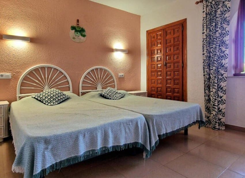 4 quarto Moradia para venda em Cumbre del Sol com piscina - 619 000 € (Ref: 9303807)