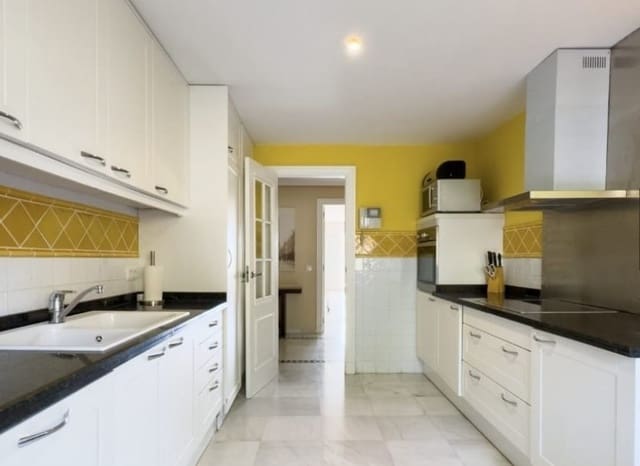 3 soveværelse Lejlighed til salg i Altea med swimmingpool garage - € 785.000 (Ref: 9307239)