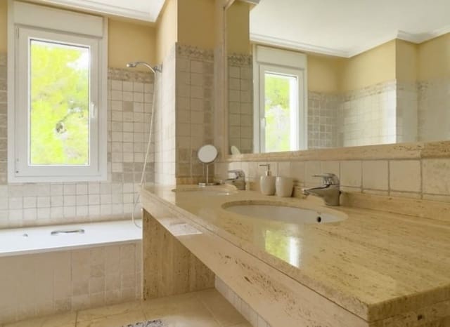 3 soveværelse Lejlighed til salg i Altea med swimmingpool garage - € 785.000 (Ref: 9307239)