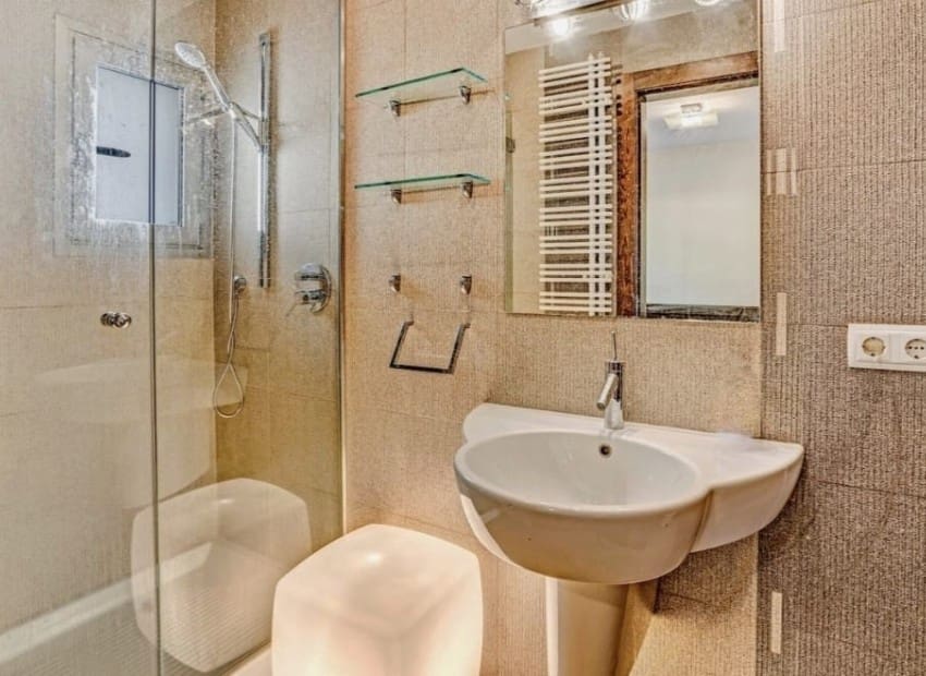 3 makuuhuone Paritalo myytävänä paikassa Calpe / Calp mukana uima-altaan 
autotalli - 1 500 000 € (Ref: 9310197)