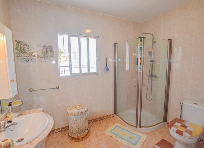 3 quarto Moradia para venda em Alfaz del Pi / L'Alfas del Pi com piscina - 490 000 € (Ref: 9310339)