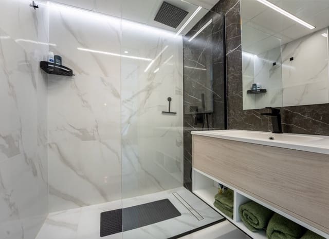 2 Zimmer Apartment zu verkaufen in El Raso, Guardamar del Segura mit Pool Garage - 289.000 € (Ref: 9314284)