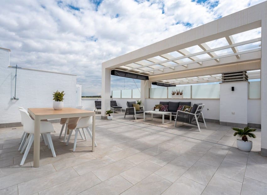 2 Zimmer Apartment zu verkaufen in Guardamar del Segura mit Pool Garage - 289.000 € (Ref: 9314284)