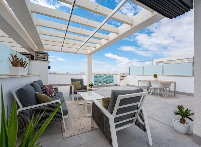 2 Zimmer Apartment zu verkaufen in Guardamar del Segura mit Pool Garage - 289.000 € (Ref: 9314284)