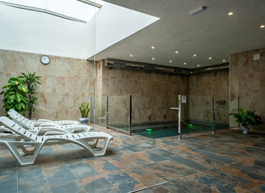 2 Zimmer Apartment zu verkaufen in Guardamar del Segura mit Pool Garage - 289.000 € (Ref: 9314284)