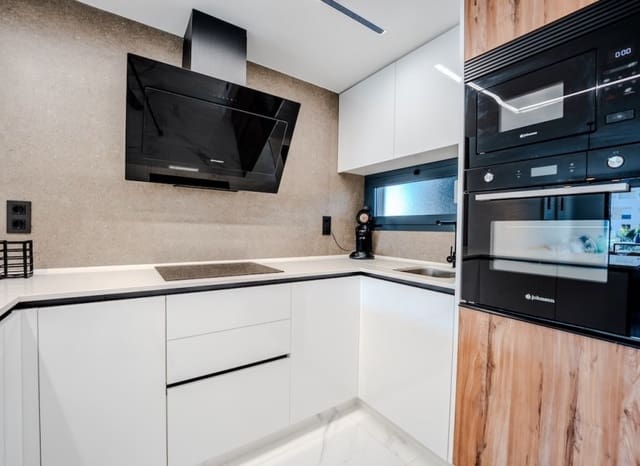 3 quarto Apartamento para venda em El Raso, Guardamar del Segura com piscina garagem - 319 000 € (Ref: 9314468)