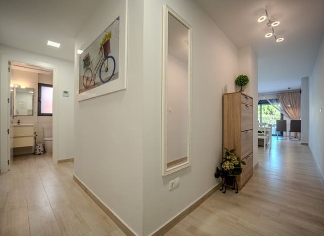 2 Zimmer Apartment zu verkaufen in La Mata, Torrevieja mit Pool Garage - 367.500 € (Ref: 9322244)