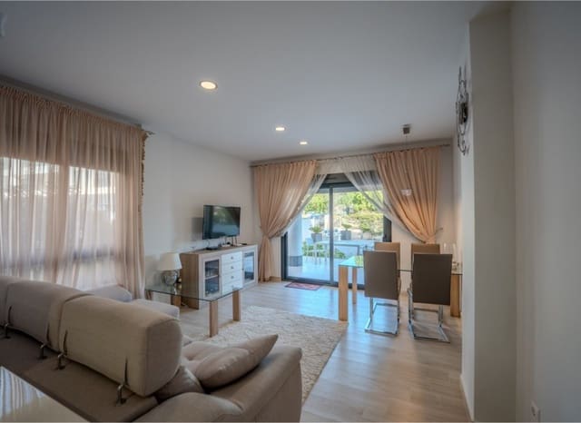 2 Zimmer Apartment zu verkaufen in La Mata, Torrevieja mit Pool Garage - 367.500 € (Ref: 9322244)