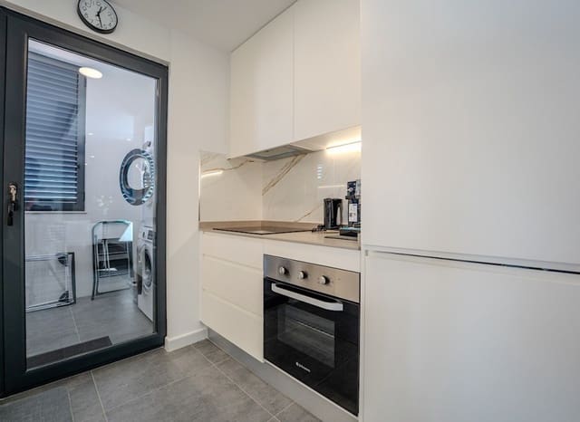 2 soveværelse Lejlighed til salg i La Florida, Orihuela med swimmingpool - € 359.900 (Ref: 9322245)