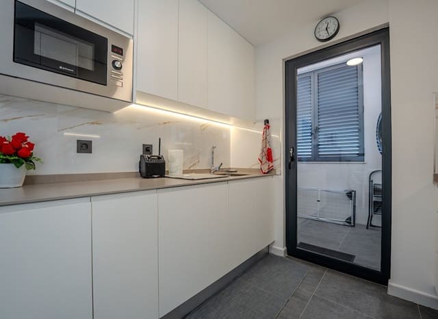 2 soveværelse Lejlighed til salg i La Florida, Orihuela med swimmingpool - € 359.900 (Ref: 9322245)