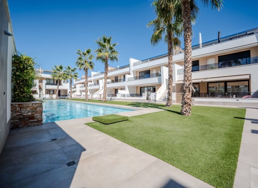 3 makuuhuone Huoneisto myytävänä paikassa Lo Pagan mukana uima-altaan - 385 000 € (Ref: 9322307)