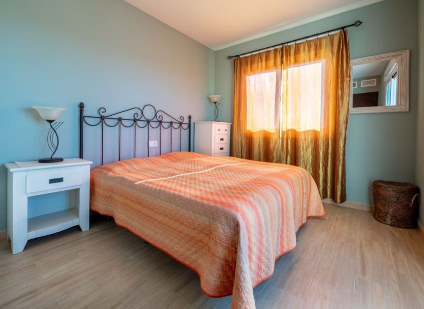 2 slaapkamer Huis te koop in Torrevieja met zwembad garage - € 379.900 (Ref: 9322308)