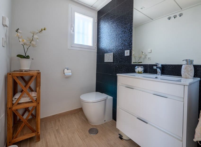 2 slaapkamer Huis te koop in Torrevieja met zwembad garage - € 379.900 (Ref: 9322308)