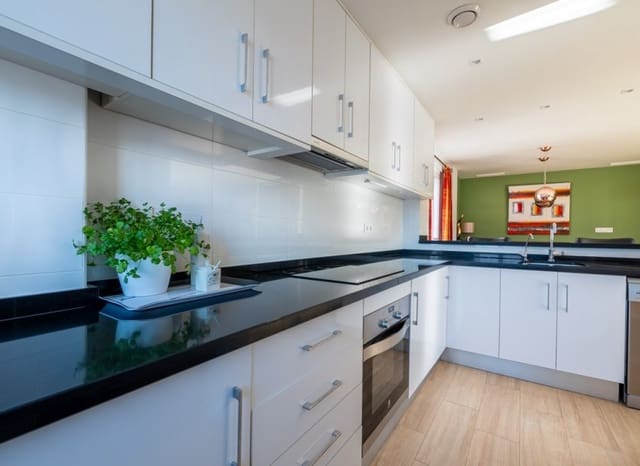 2 slaapkamer Huis te koop in Parque Acuático - Sector 25, Torrevieja met zwembad garage - € 379.900 (Ref: 9322308)