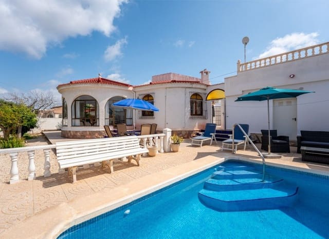 3 chambre Villa/Maison à vendre à El Chaparral, Torrevieja avec piscine garage - 399 000 € (Ref: 9322334)
