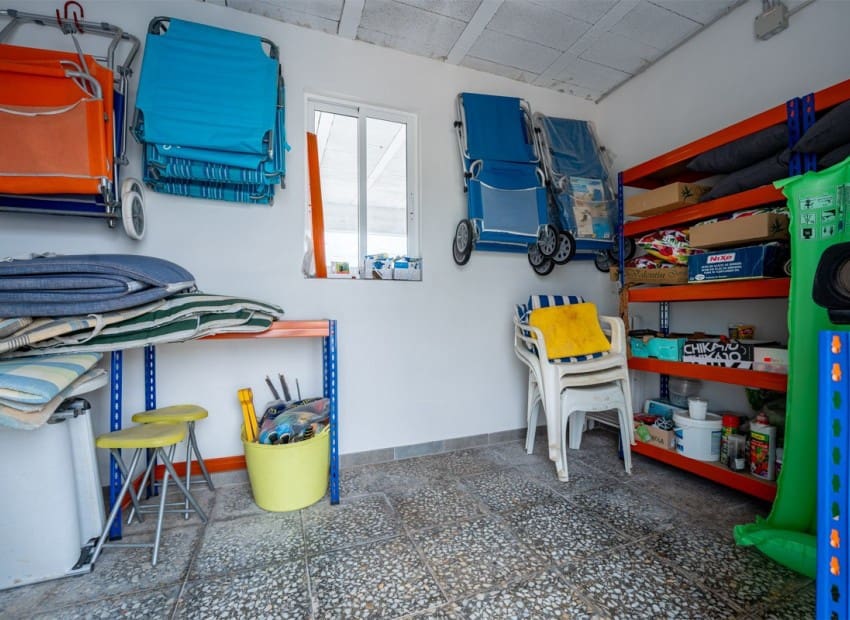 3 soverom Villa til salgs i Torrevieja med svømmebasseng garasje - € 399 000 (Ref: 9322334)