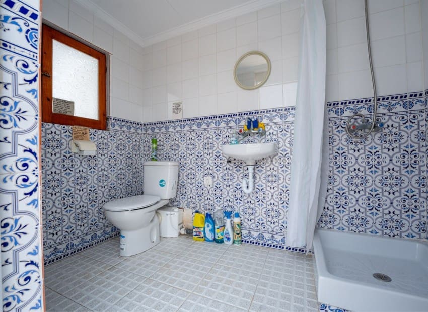 3 soverom Villa til salgs i Torrevieja med svømmebasseng garasje - € 399 000 (Ref: 9322334)