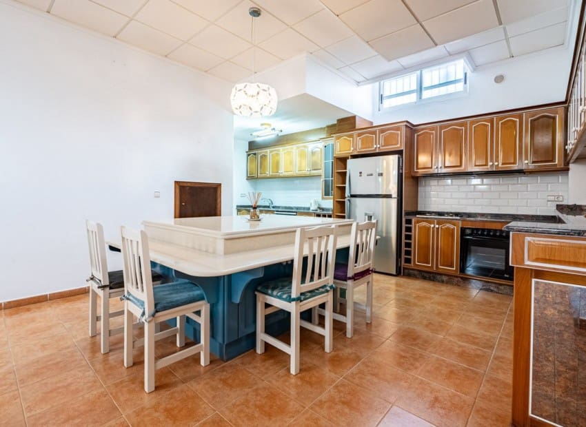 5 sypialnia Willa na sprzedaż w La Mata z basenem garażem - 549 000 € (Ref: 9337006)