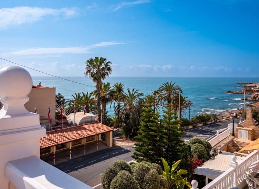 5 sypialnia Willa na sprzedaż w La Mata z basenem garażem - 549 000 € (Ref: 9337006)