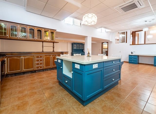 5 sypialnia Willa na sprzedaż w Cabo Cervera, Torrevieja z basenem garażem - 549 000 € (Ref: 9337006)