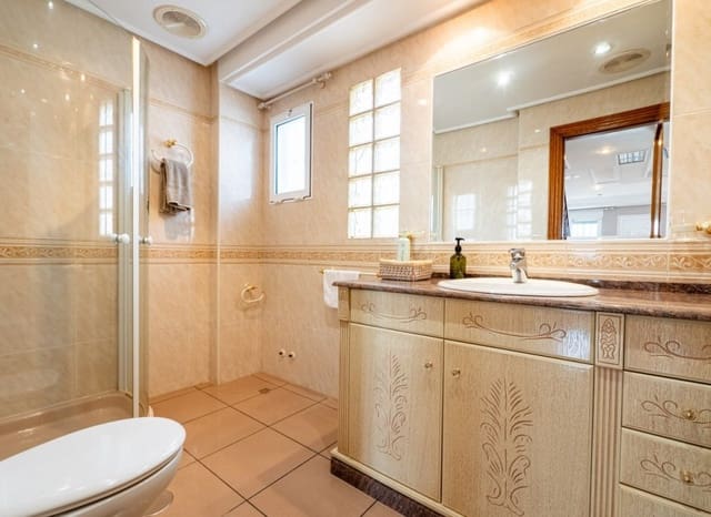 5 sypialnia Willa na sprzedaż w Cabo Cervera, Torrevieja z basenem garażem - 549 000 € (Ref: 9337006)