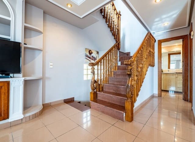 5 sypialnia Willa na sprzedaż w Cabo Cervera, Torrevieja z basenem garażem - 549 000 € (Ref: 9337006)