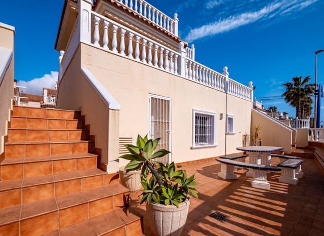 5 Zimmer Villa zu verkaufen in La Mata mit Pool Garage - 549.000 € (Ref: 9337006)