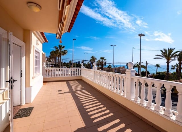 5 Zimmer Villa zu verkaufen in La Mata mit Pool Garage - 549.000 € (Ref: 9337006)