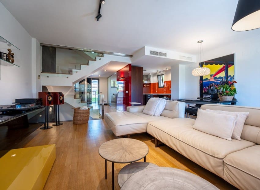 4 quarto Moradia para venda em Alicante cidade com piscina garagem - 795 000 € (Ref: 9341606)