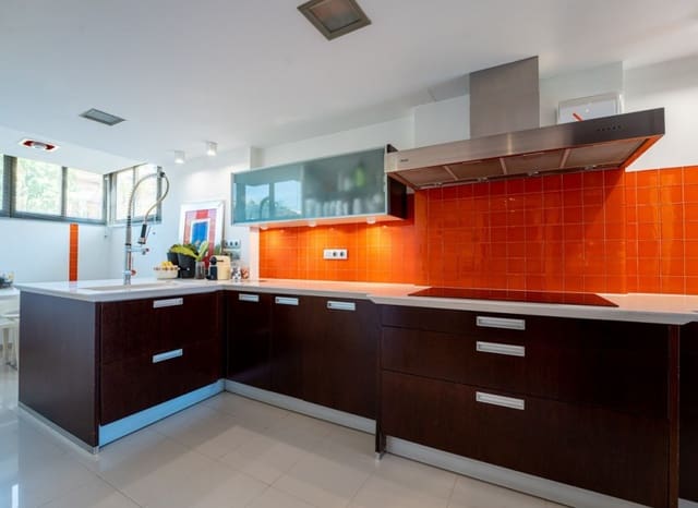 4 slaapkamer Villa te koop in Alicante Golf, Alicante stad met zwembad garage - € 795.000 (Ref: 9341606)