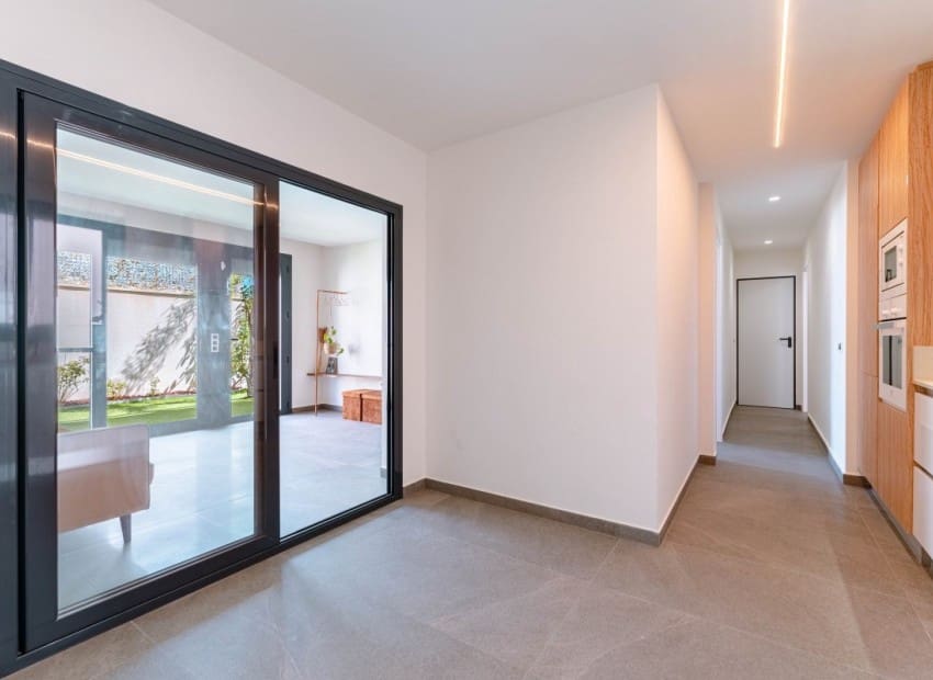 5 Zimmer Villa zu verkaufen in San Miguel de Salinas mit Pool Garage - 799.900 € (Ref: 9341636)