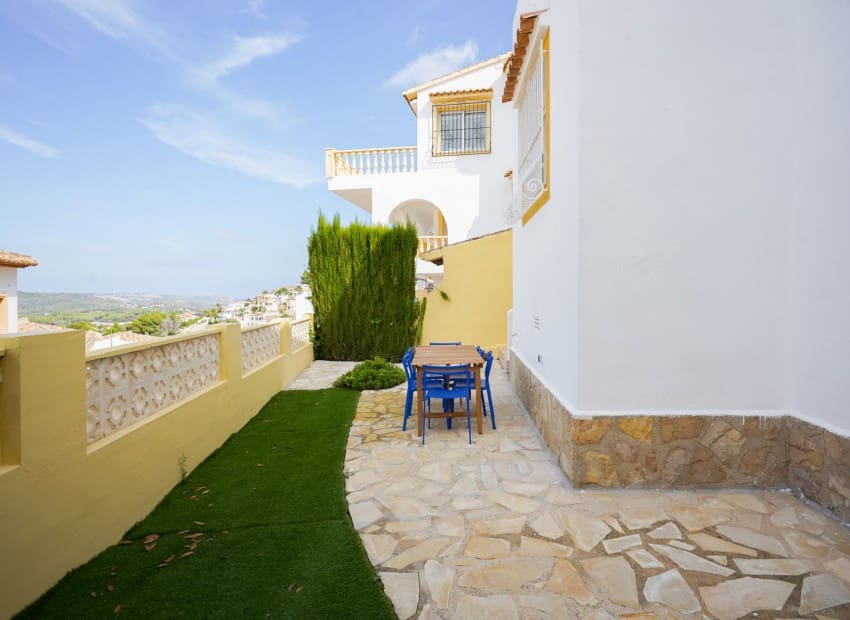 Townhouse for sale in Benitachell / Benitatxell - € 345,000 (Ref: 9343579)