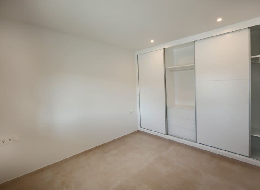 Chalet de 4 habitaciones en Calpe / Calp en venta con piscina - 840.000 € (Ref: 9343580)